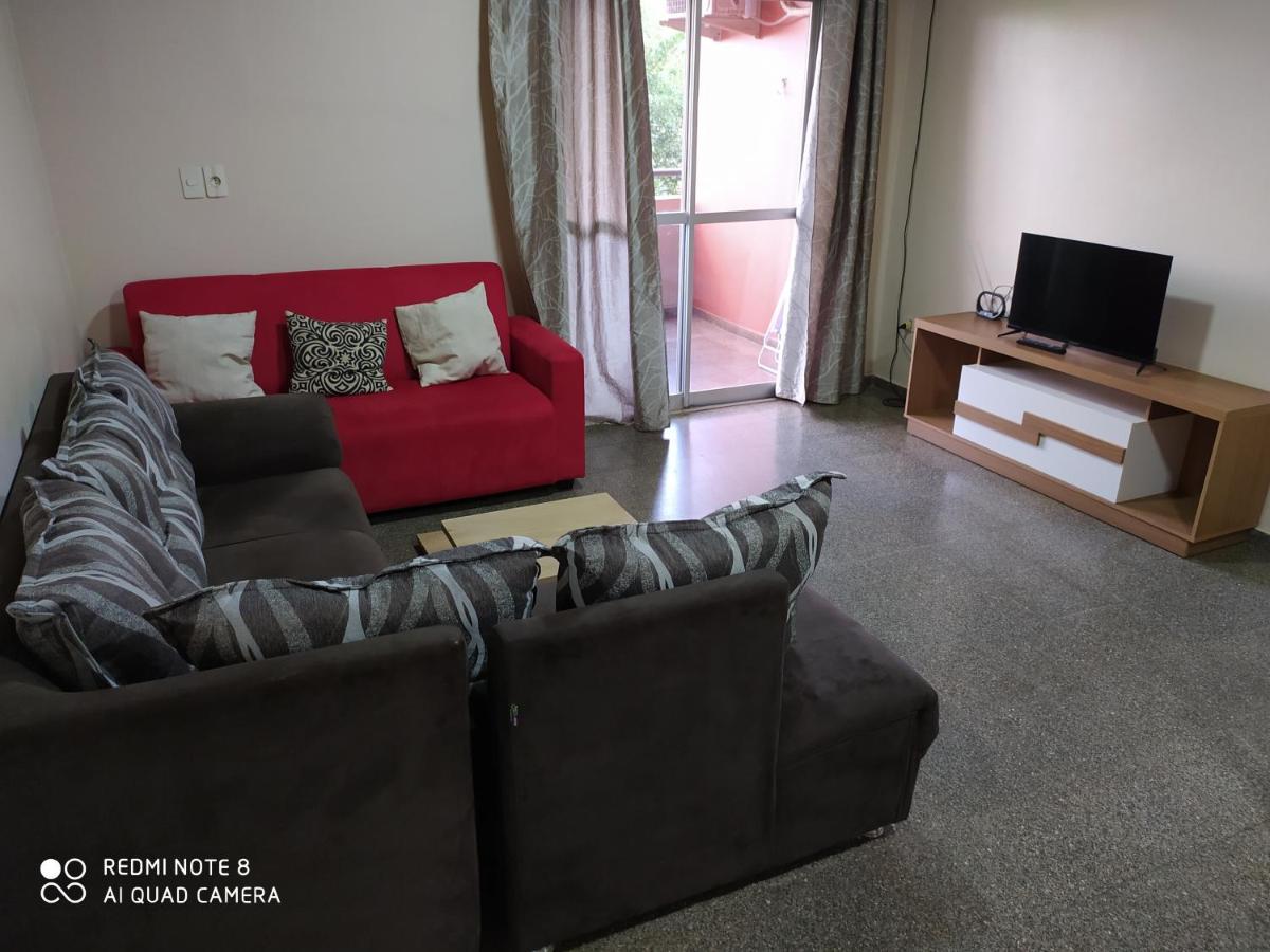 Amplio Y Comodo Apartamento Con Bella Vista En Pleno Centro Ciudad del Este Ngoại thất bức ảnh