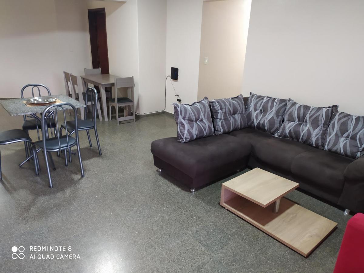 Amplio Y Comodo Apartamento Con Bella Vista En Pleno Centro Ciudad del Este Ngoại thất bức ảnh